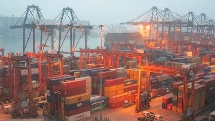 小小箱子竟是推動世界運轉的齒輪！盤點集裝箱對全球化的革命性影響